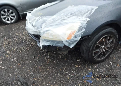 2004 Honda Accord 2.4 Ex z USA, uszkodzony, nr VIN 1HGCM56644A005987